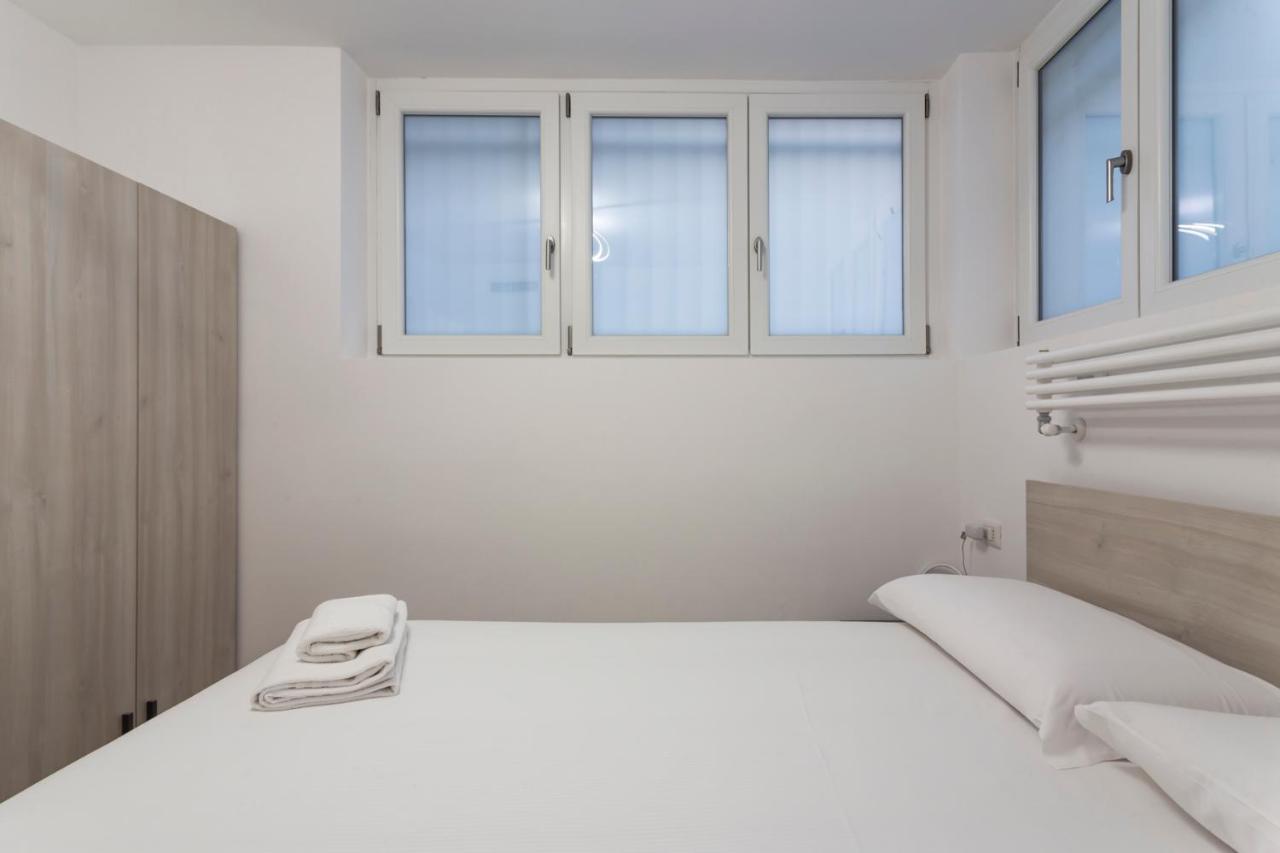 I Host Apartment - Val Strona 6 Μιλάνο Εξωτερικό φωτογραφία